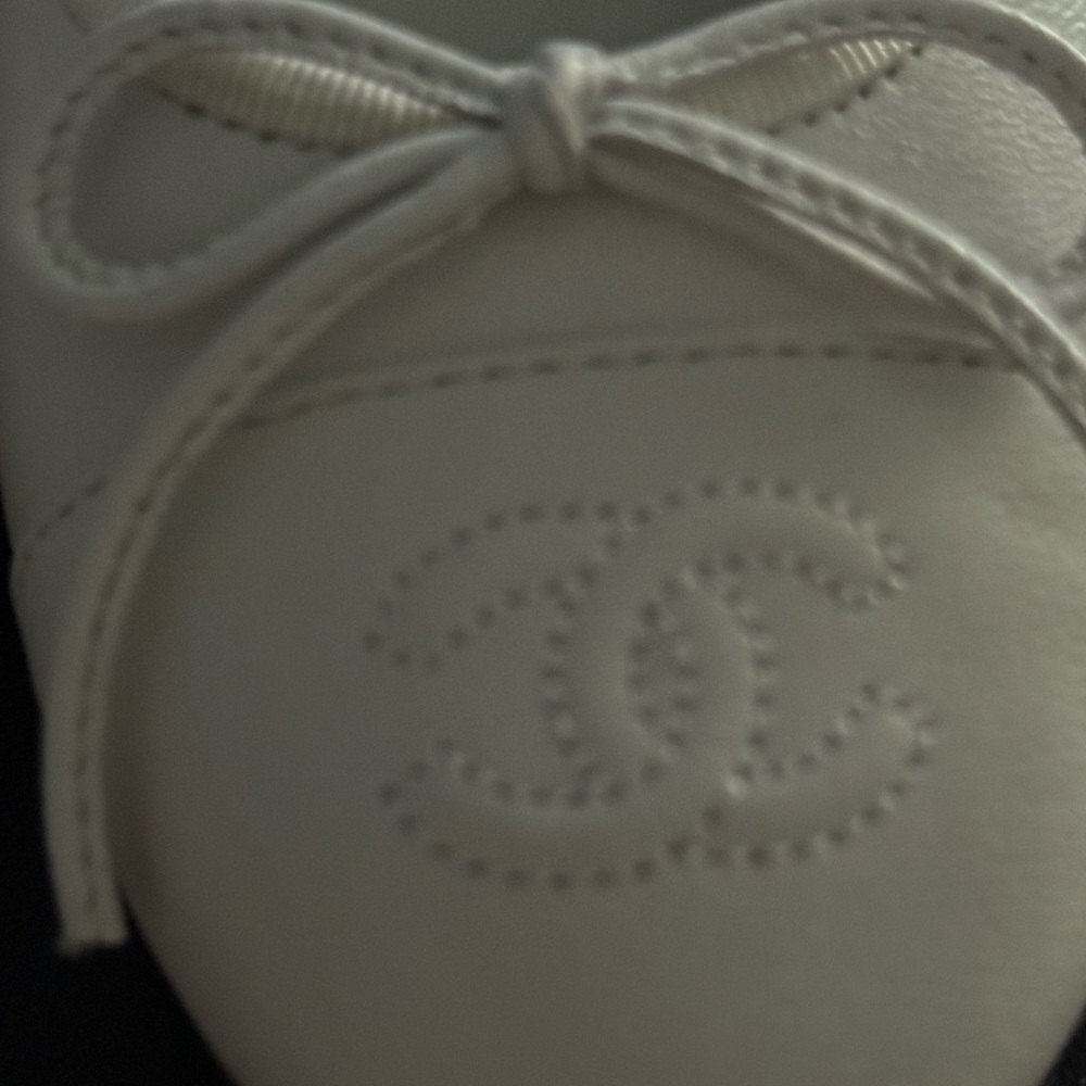 CHANEL White Leather Loafers - Picture 7 of 10